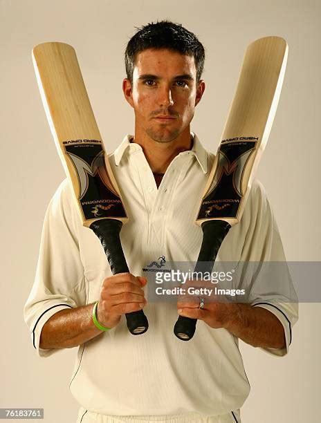 kevin pietersen woodworm bat.